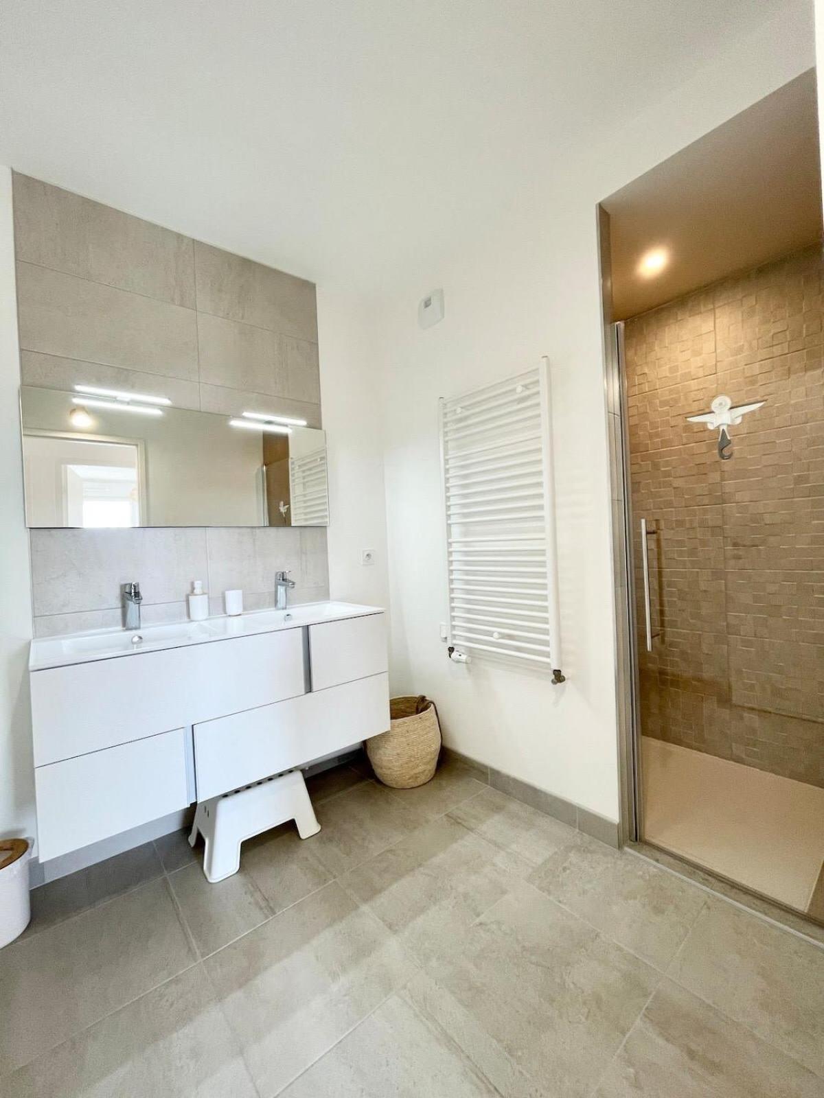 Spacieux Appartement Neuf De Standing Hyper Cosy Лармор-Плаж Экстерьер фото